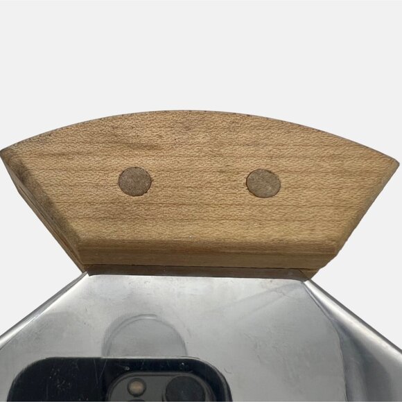 Alaskan ULU Stainless Steel Dough Knife Wood Handle Bear Design 5.5” Blade - Picture 3 of 7